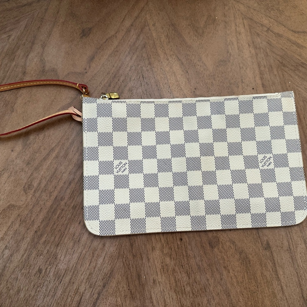 Designer inspired wristlet